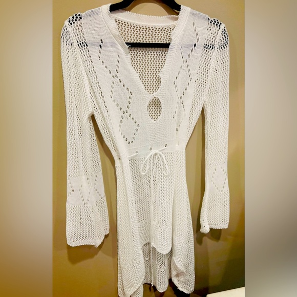 crochet boho swim dress
Cover up beach pool vacation cruise. Never worn - Picture 2 of 6